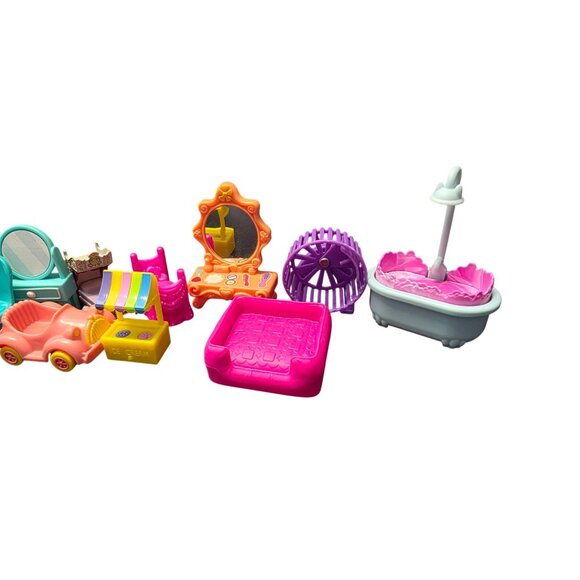 Small Sized Doll House Furniture Lot Bundle - Picture 5 of 9